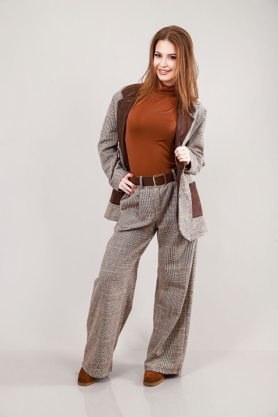 Дамски костюм в каре Vintage